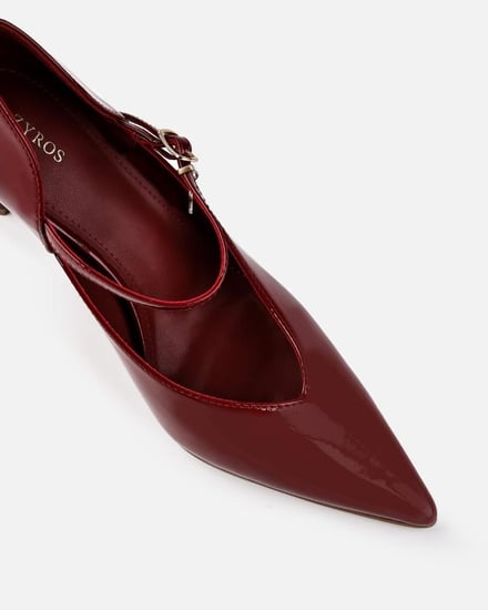 حذاء نسائي أنيق بكعب مرتفع باللون العودي