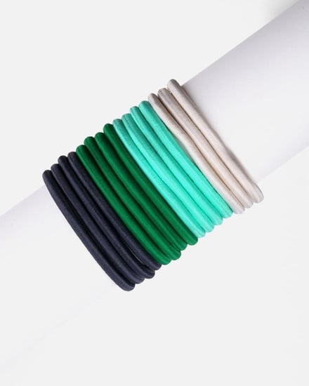 ربطات للشعر بتدرجات اللون الأخضر