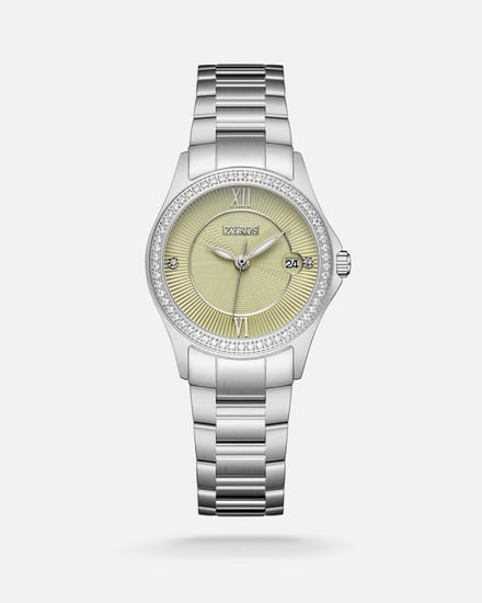 ‎ ساعة نسائية بسير من الستيل بلون فضي