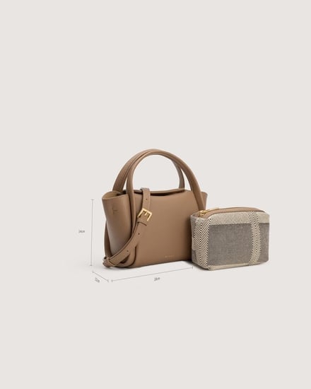 شنطة نسائية لكل يوم باللون البني