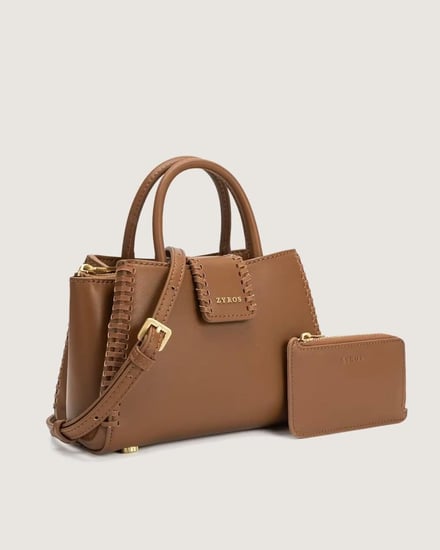 شنطة نسائية متوسطة الحجم بلون بني