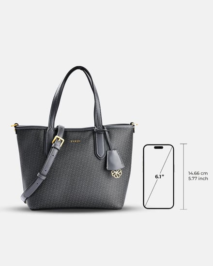 شنطة نسائية بمقاس متوسط بلون رمادي