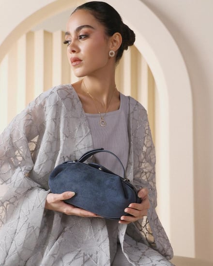 شنطة حُلم النسائية مخمل بلون أزرق