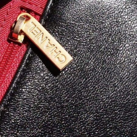 CHANEL 19 HANDBAG – Black - 26 سم