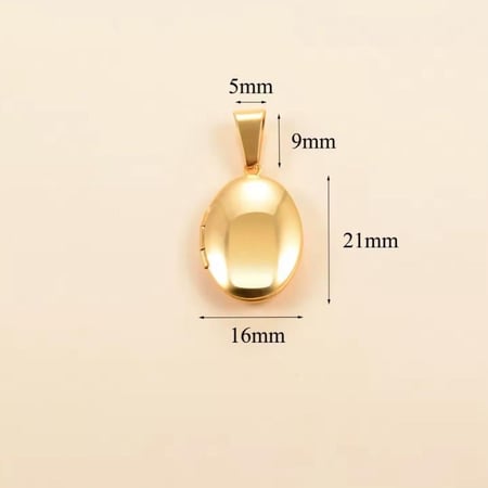 قلادة احرف ذهبي