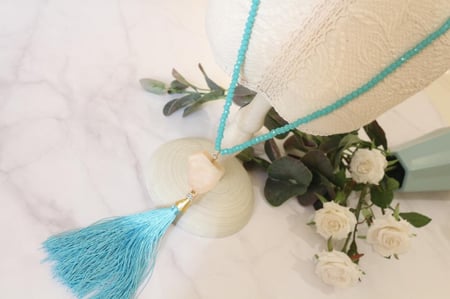 سلسله خرز سماوي مع حجر بيج وتيزل سماوي