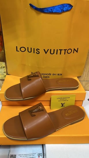 سليبر لويس فيتون