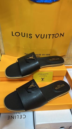 سليبر لويس فيتون