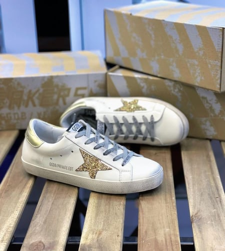 حذاء قولدن قوز