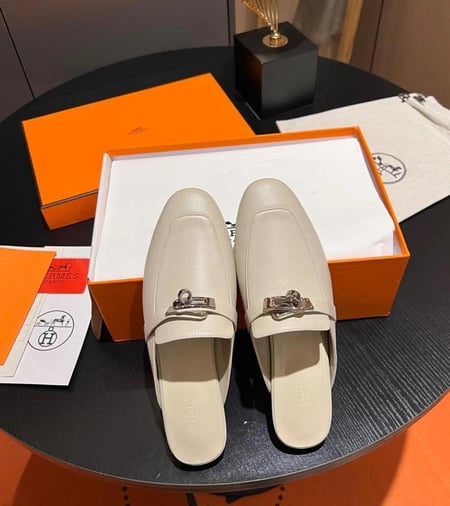 Hermes Nude Mules - Beige