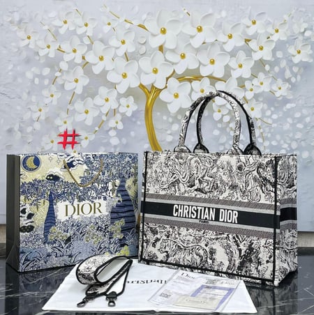 ديور كبير- اشكال متعددة