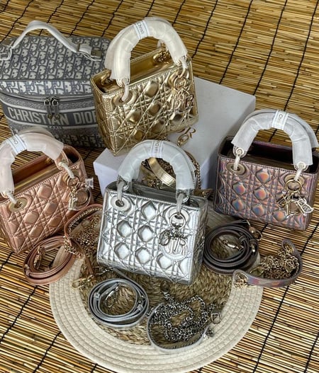 شنطة ديور