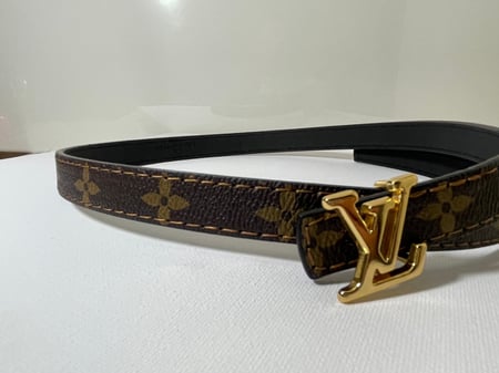 احزمة لويس فيتون متعددة