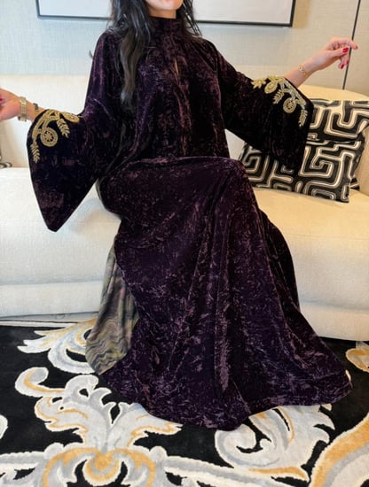 جلابية مخمل شك عالاكمام  بنفسجي داكن-متجر جلابيات فاشن للازياء الراقية