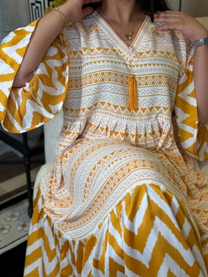 جلابية ناعمة لون برتقالي-متجر جلابيات فاشن للأزياء الراقية