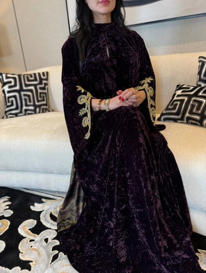 جلابية مخمل شك عالاكمام  بنفسجي داكن-متجر جلابيات فاشن للازياء الراقية