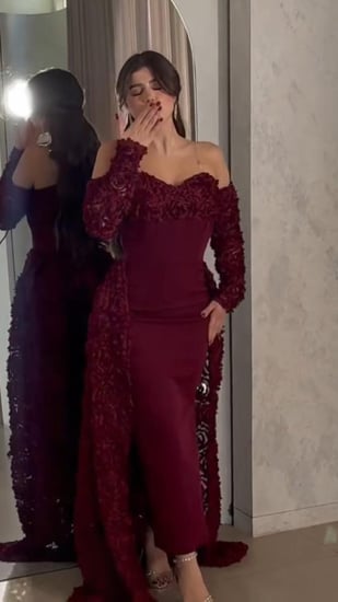 فستان باربي المزين بالورود كلفه مورده