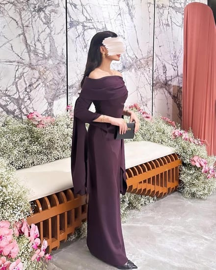 فستان ناعم ثلاثه الوان خامه باربي اكمام طويله