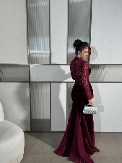 فستان سهرة مخمل كوري  دانتيل