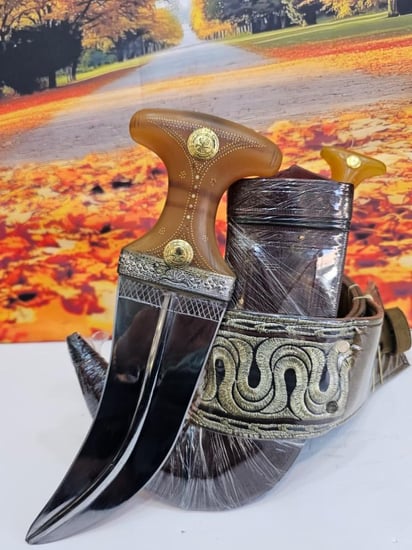 جنبيه مشرقي فيبر شبيه الزراف
