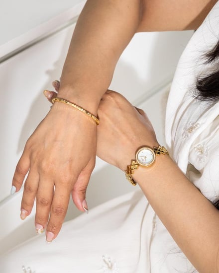 أناقتك في العمل تكتمل مع إختياراتك للساعة التي تناسب اطلالتك العملية