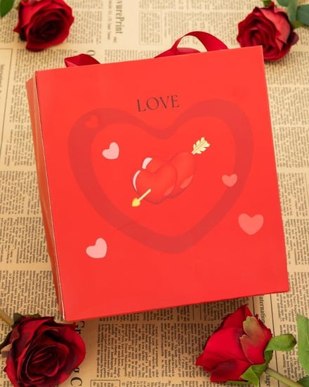 تعليقة بشكل ملفت وبتغليف متميز