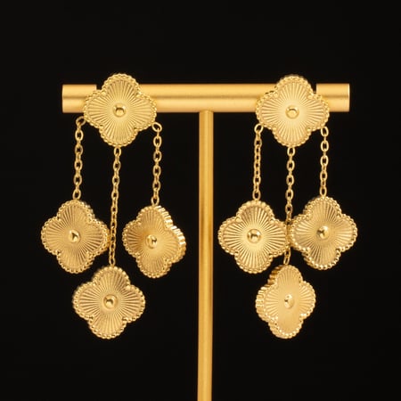 حلق نسائي بياجيت جمال لاينتهي