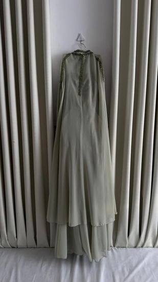 فستان سهره اللون فستقي برغندي و كحلي  من متجر جوهره MN