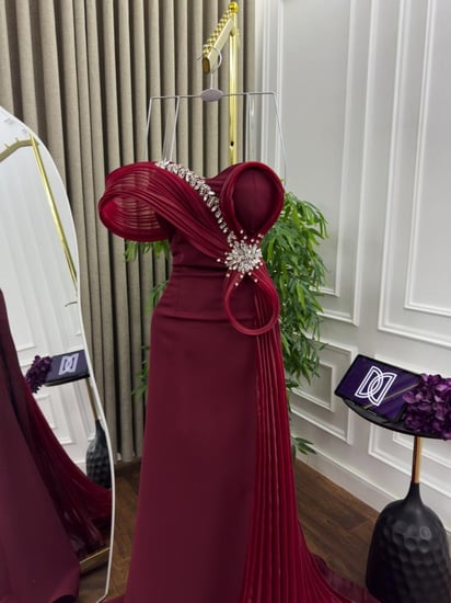 فستان سهره  اللون  برغندي خامه  باربي الأصلي جازاربليسا  تطريز  من متجر جوهره D