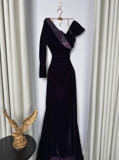 فستان سهره اللون ليلكي خامه مخمل كوري  شانطون  بطانه من   متجر جوهره QN