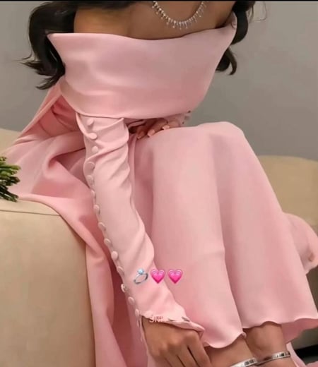 فستان  سهره  اللونه لحمي و عنابي  خامه باربي من متجر جوهره MN LF