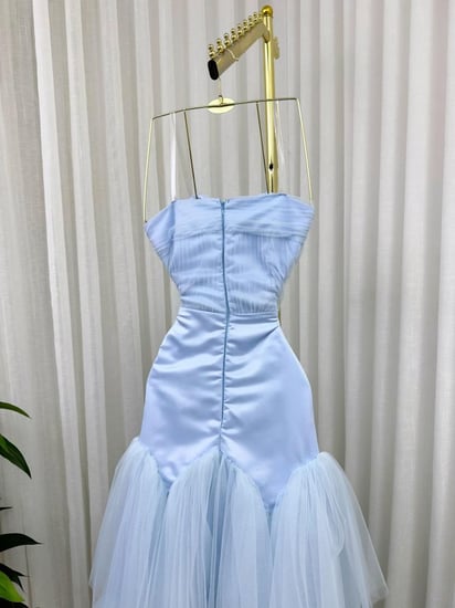 فستان سهره  اللون سماوي تل ناعم مطرز تفته امريكي  من   متجر جوهره AR