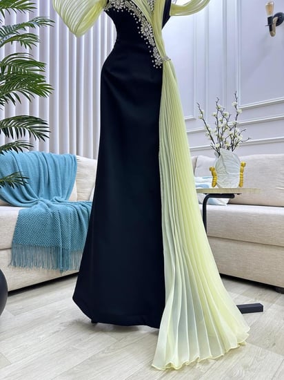 فستان سهره اللون اخضر واصفر نوع القماش  باربي . واورجنزا   بتطريز   من متجر جوهره  FH