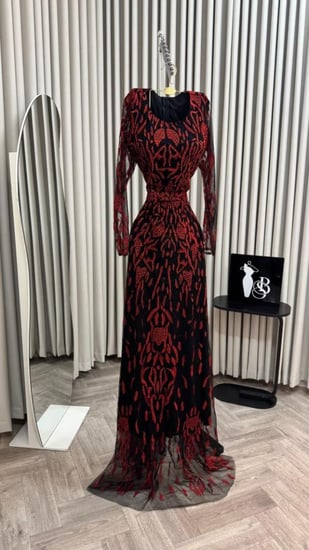 فستان سهره اللون  احمر  كمبيوتر مبطن باربي فصوص كبس راقي من متجر جوهره BS