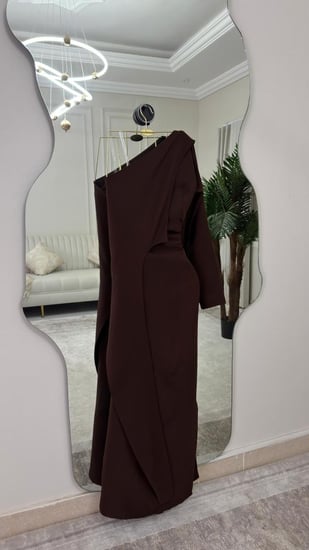 فستان سهره اللون  عنابي بني اسود باربي  من متجر حوهره  MN D