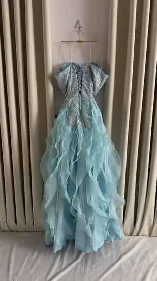 فستان سهره ملكي فخم سماوي  و تيفاني خرز  من متجر جوهره MN