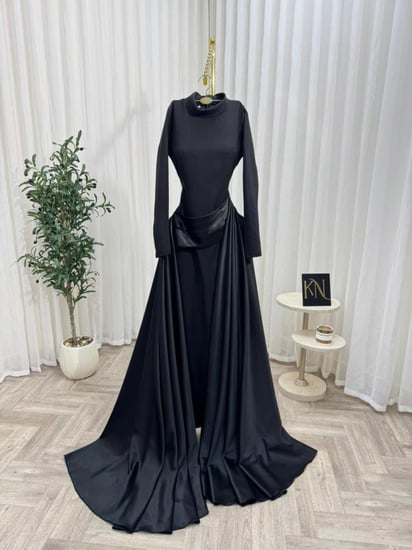 فستان سهره رندا حجاج اللون اسود خامه باربي تفته كوري  بطانه  من متجر جوهره  KN QN