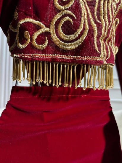 فستان سهره اللون عودي جوخ اصلي درجه اولى  بتطرير كمبيوتر راقي من متجر جوهره TR