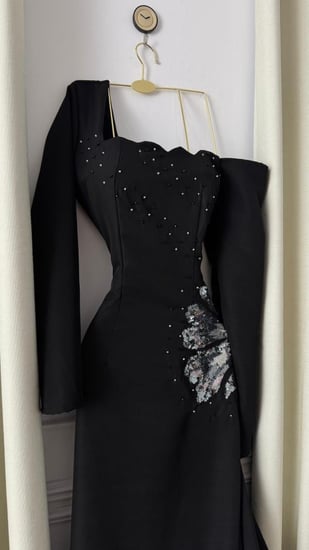 فستان سهره اسود الخامه باربي تطريز يدوي مع ترتر لمعه وفتحه على الجنب و ذيل  من متجر جوهره MN