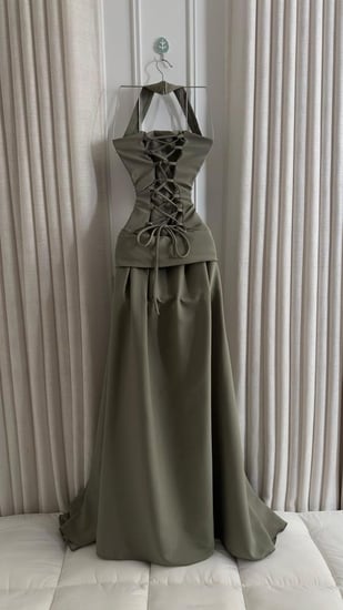 فستان سهره  تفته كريب اللون زيتوني رمادي وفصوص  من متجر جوهره KN