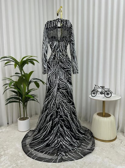 فستان سهره  االلون ا سود  القماش شك سهره مطرز لول  من متجر جوهره AR