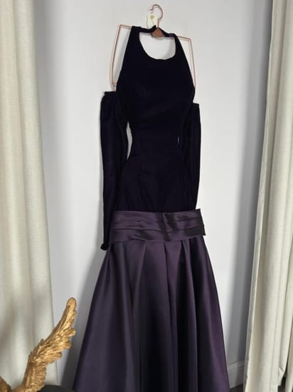 فستان سهره اللون ليلكي خامه مخمل و جوخ كوري ميكادو  بطانه  من متجر جوهره QN