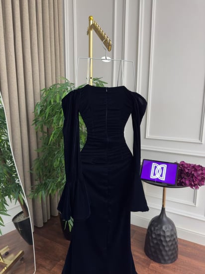 فستان سهره  اللون عنابي و كحلي و بني  خامه جوخ و مخمل من متجر جوهره MN D JO