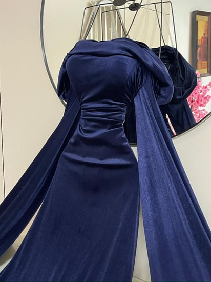 فستان سهره اللون كحلي و اسود و عنابي الخامه مخمل من متجر جوهره LF  LS