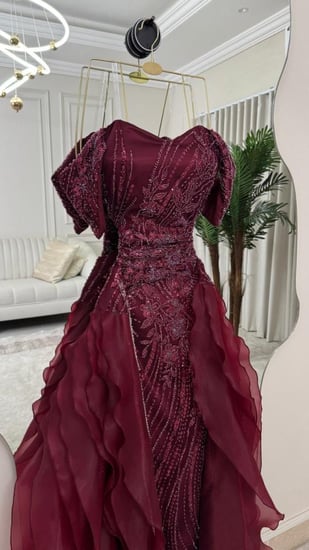 فستان سهره ملكي فخم سماوي  و تيفاني خرز  من متجر جوهره MN