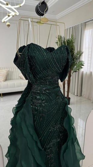 فستان سهره فخم ملكي سماوي  عودي اخضر وردي  من متجر جوهره MN