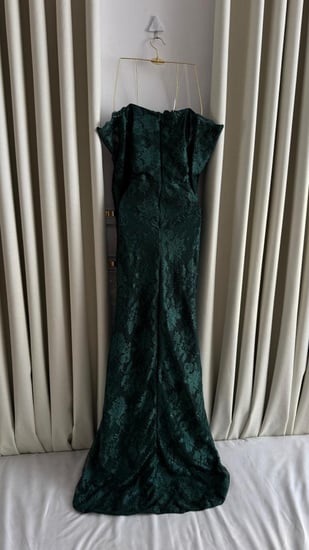 فستان سهره اللون   اخضر  دانتيل  وفصوص زركون من متجر جوهره MN LV