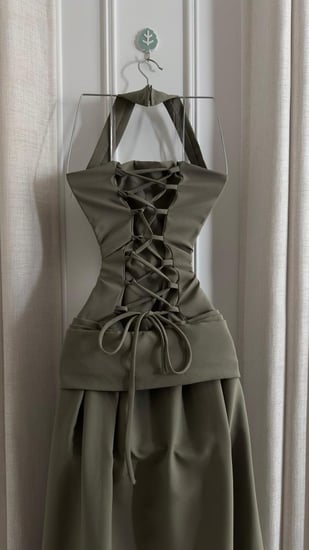 فستان سهره  تفته كريب اللون زيتوني رمادي وفصوص  من متجر جوهره KN