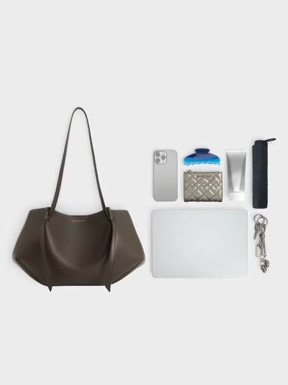 حقيبة تشارلز اند كيث charles and keith