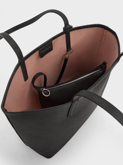 حقيبة تشارلز اند كيث charles and keith